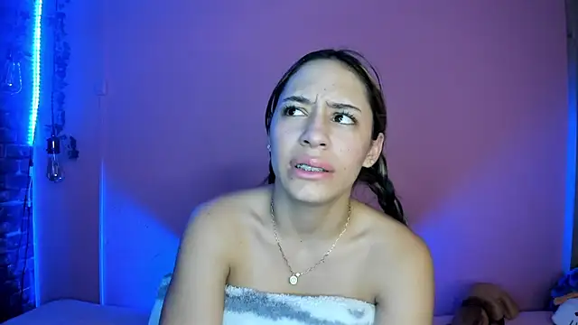 tania_06 - TANIA_06's free webcam