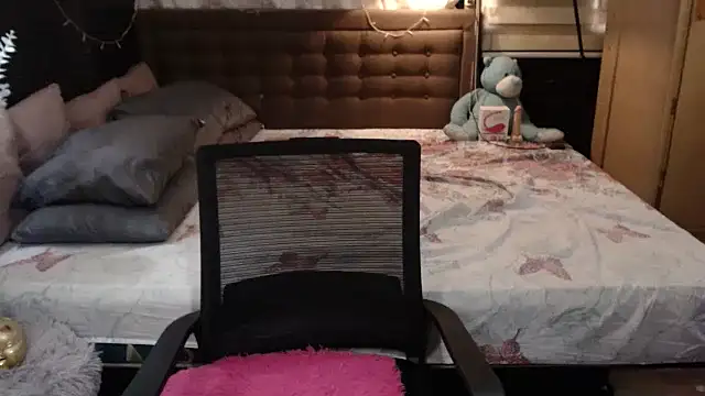 xheavenlytrans webcam