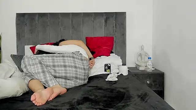 redndizzy - RedNDizzy's free webcam