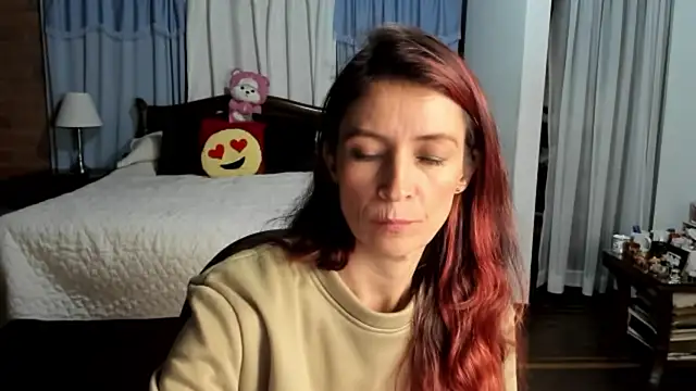 charlotte-willson - Charlotte-Willson's free webcam