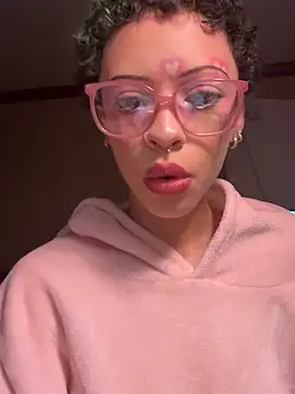 jojosbizarrelyf webcam