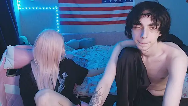 midnight_memories - Midnight_memories's free webcam