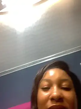 Creamy_bitchxxx webcam