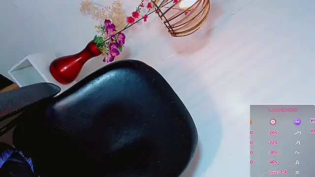 emelly_horny_ webcam