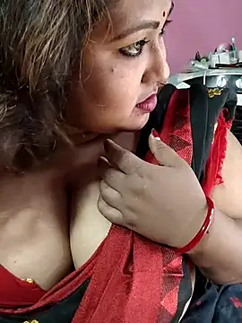 Webcam Model (hotbhabhi011)  is live.Free join now!