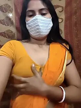 Webcam Model (Miss_Aayushi)  is live.Free join now!