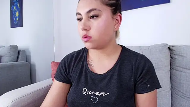 megancrow - MeganCrow's free webcam - UK Sex Cams