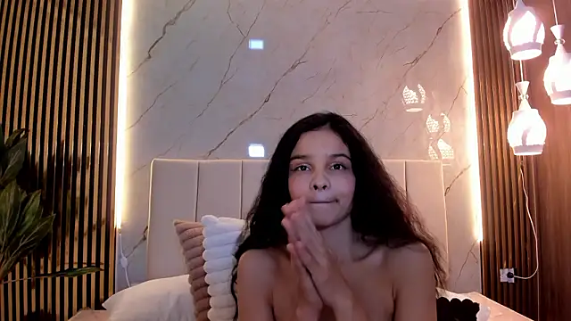 mia_galvez_ - Mia_Galvez_'s free webcam - UK Sex Cams