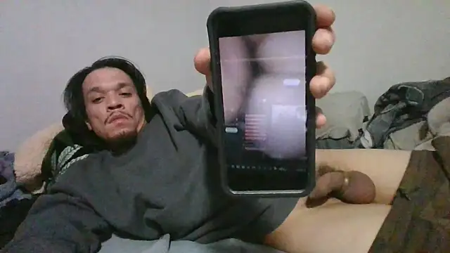 BlueCollarCouple webcam