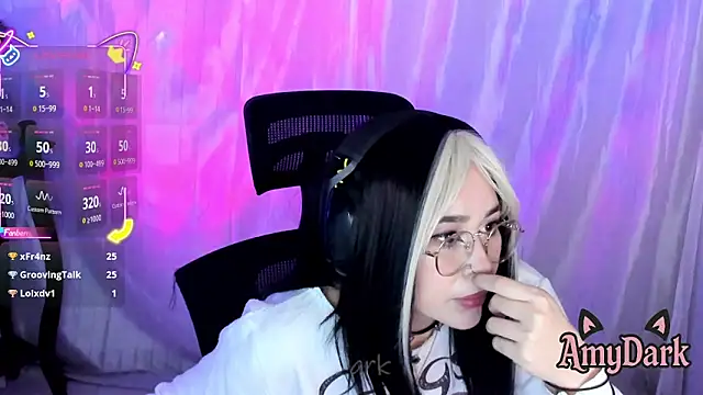_AmyDark webcam