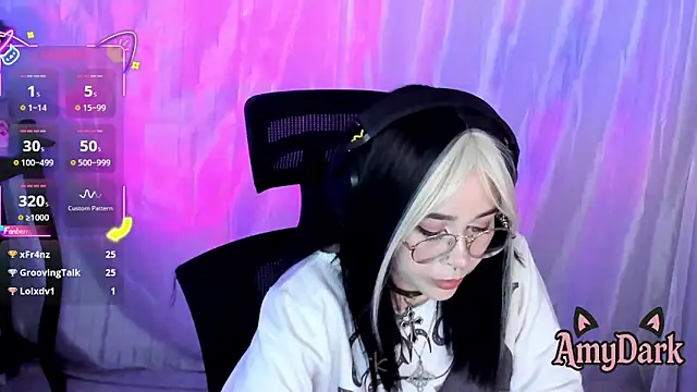 _AmyDark webcam