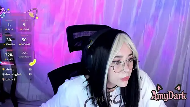 _AmyDark webcam