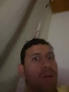 Michaell_Spinelly webcam