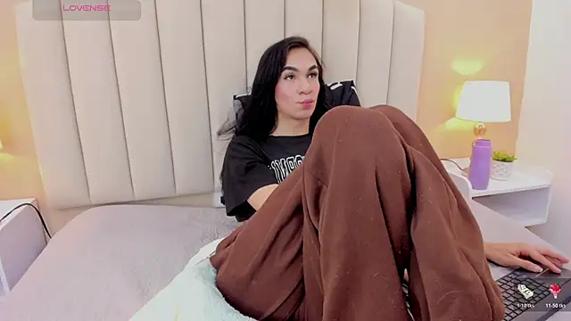Mia_thompson_19 webcam