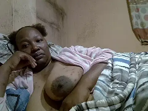 chubbydoll122 webcam