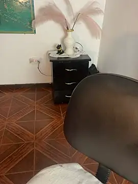 alisaa_jhons1 - Alisaa_jhons1's free webcam