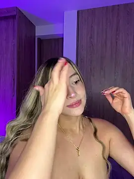 Webcam Model (Issabela_G1)  is live.Free join now!