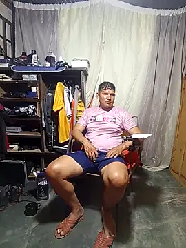 franklin111230 (Ask my age) - MOSTRAR EL PENE COJER CON JUGUETE