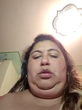 Webcam Model (curvy_diva_)  is live.Free join now!