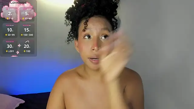 Corinnah_Beauty webcam