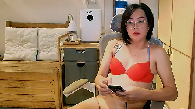 mori-liciousxxx webcam