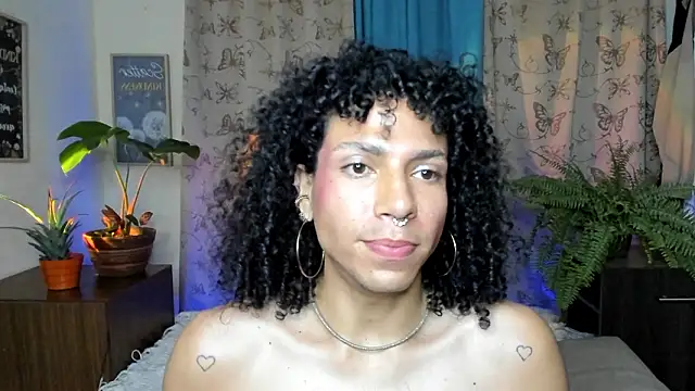 Angel_White25 webcam