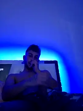 iulianmarius12 (M young) - Casa