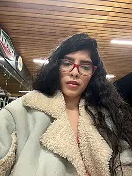 dani_bela – webcam model profile photo