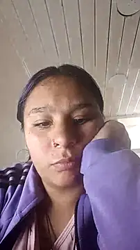 charis_21 - Charis_21's free webcam