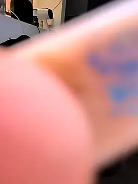 ladyrochester - LadyRochester's free webcam