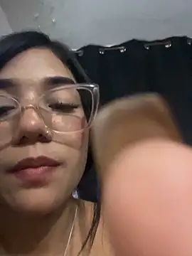 ElaRose_12 webcam