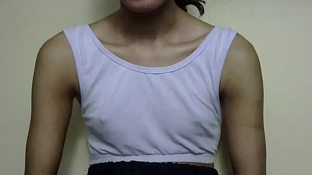 anu_tiny - Anu_tiny's free webcam