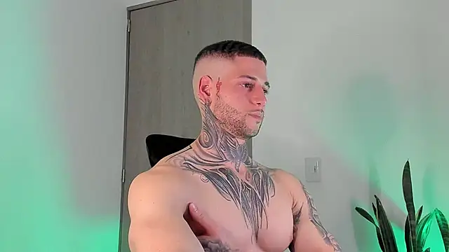 _jamesleandros1 webcam