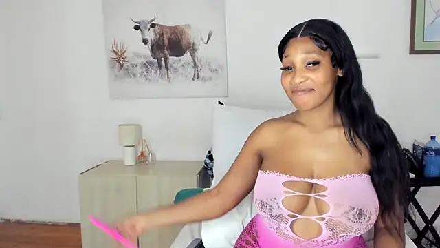 ConnieSmall24 webcam