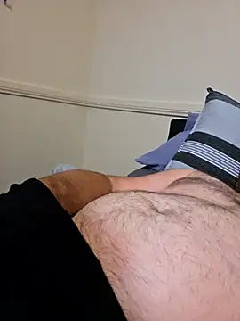 testbudd69 - TestbuDD69's free webcam - UK Sex Cams