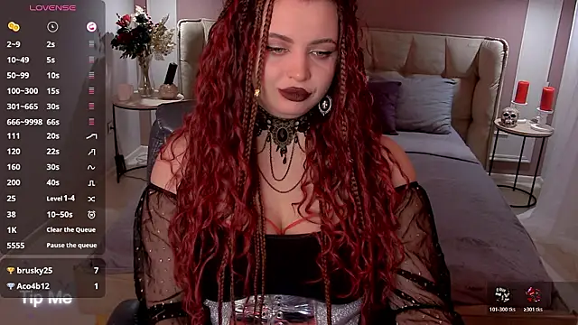 miss_maya_mils - Miss_Maya_Mils's free webcam