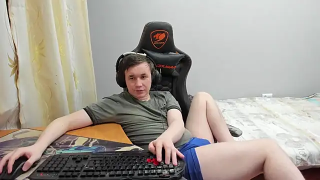 iliaskrislove - Iliaskrislove's free webcam - UK Sex Cams