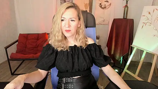 donnasmitth - DonnaSmitth's free webcam - UK Sex Cams