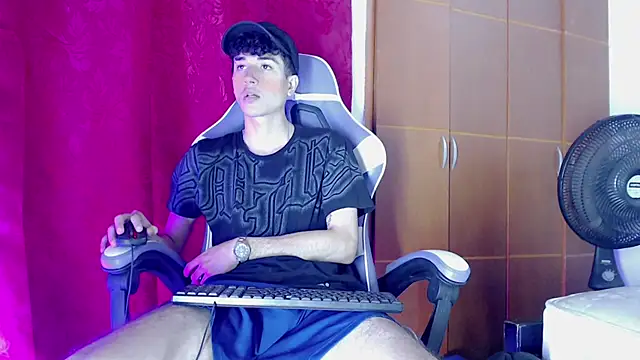 Johnny_cagee_ webcam