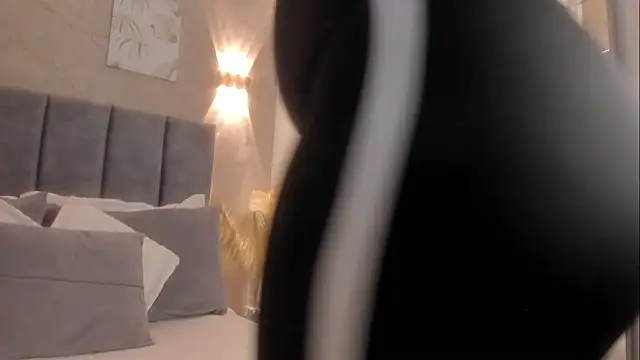 lunaa_bellaa - Lunaa_bellaa's free webcam