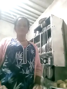 kiiuu_sexe - Kiiuu_sexe's free webcam