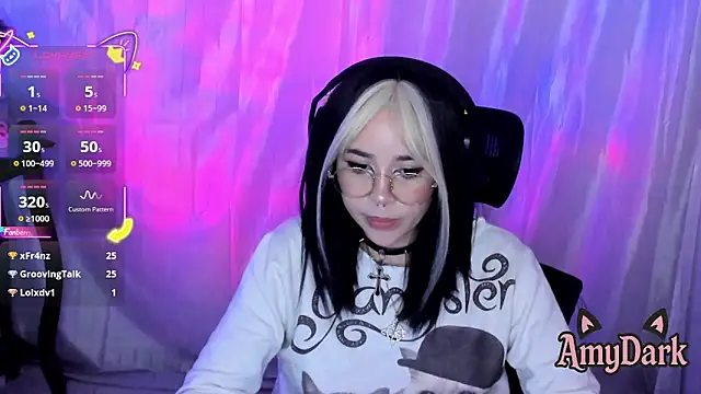 _AmyDark webcam