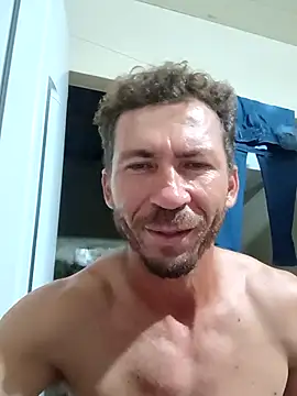 robertoluiz84 (Ask my age) - Bate com vontade, goza buceta e cuzinho