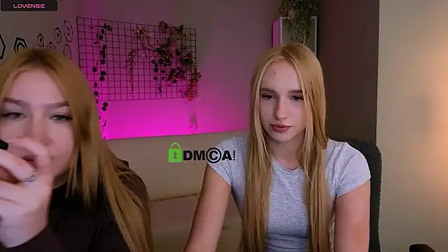 playful_sophie - Playful_sophie's free webcam