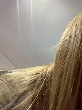 prettyashley_ - PrettyAshley_'s free webcam