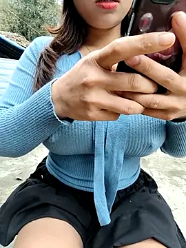 Webcam Model (Rubyy_Nk)  is live.Free join now!