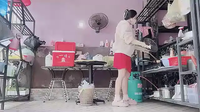 linhchi_9x - LinhChi_9x's free webcam