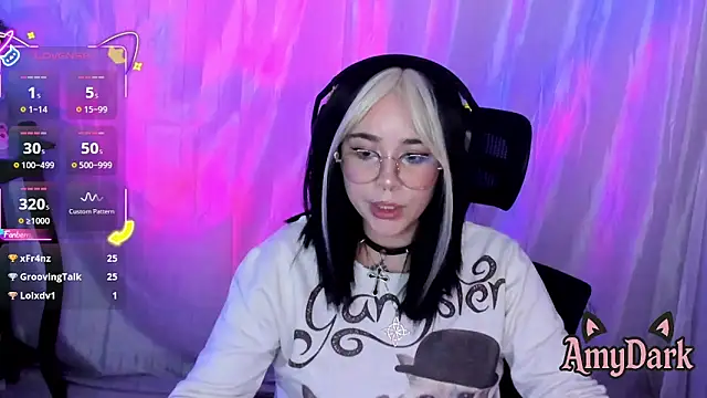 _AmyDark webcam