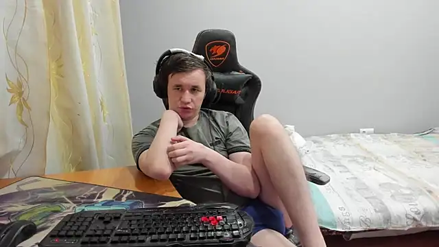 iliaskrislove - Iliaskrislove's free webcam