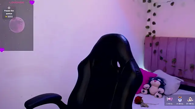 MarilynWhite_ webcam